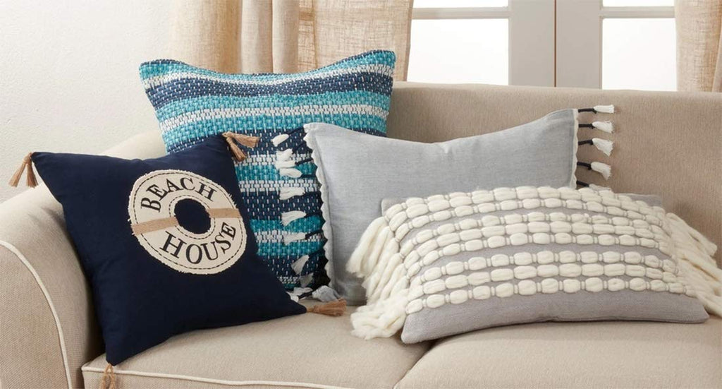 Tasseled Design Pure Cotton Decorative Throw Pillow