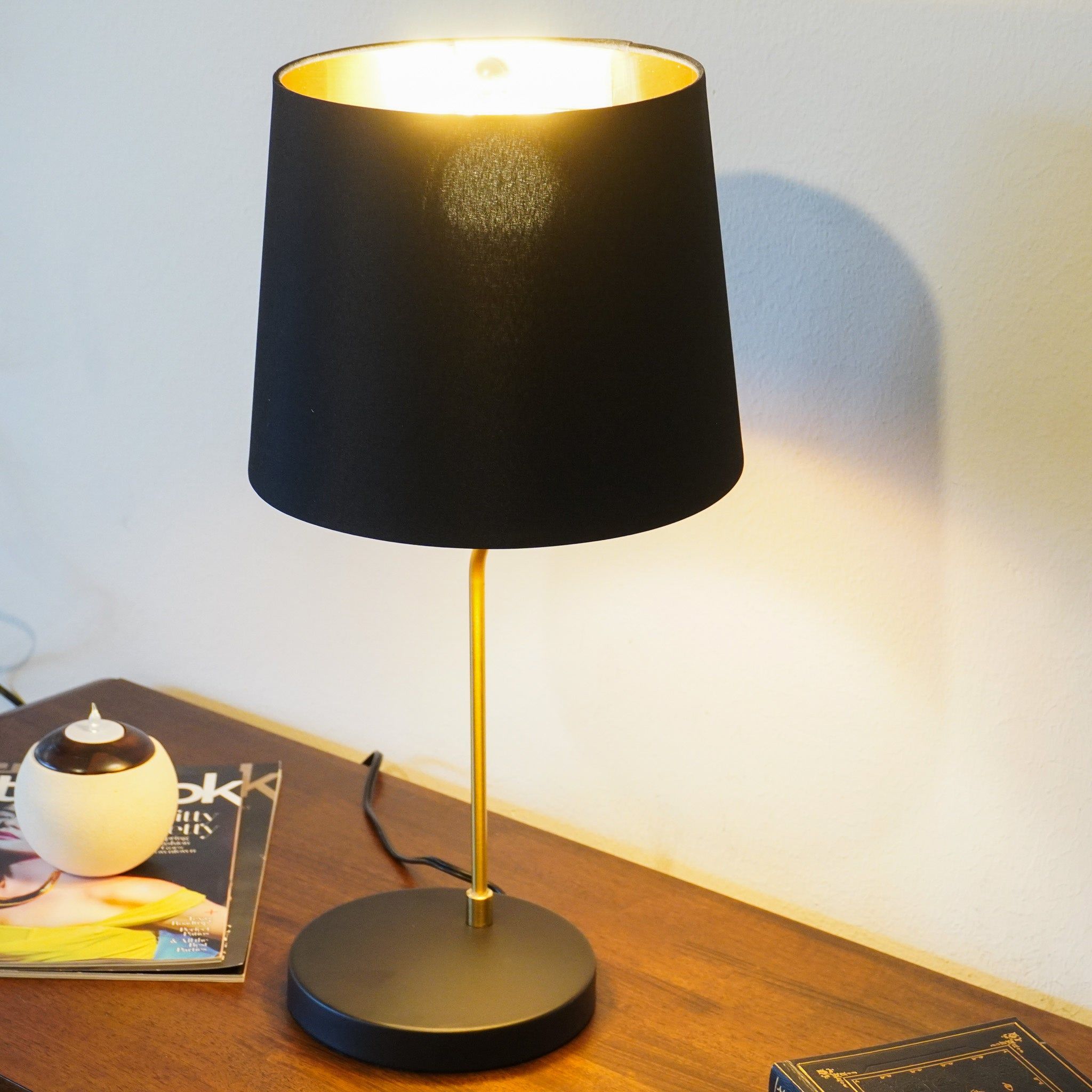 Desk Lamp For Bedside Table Use - Black