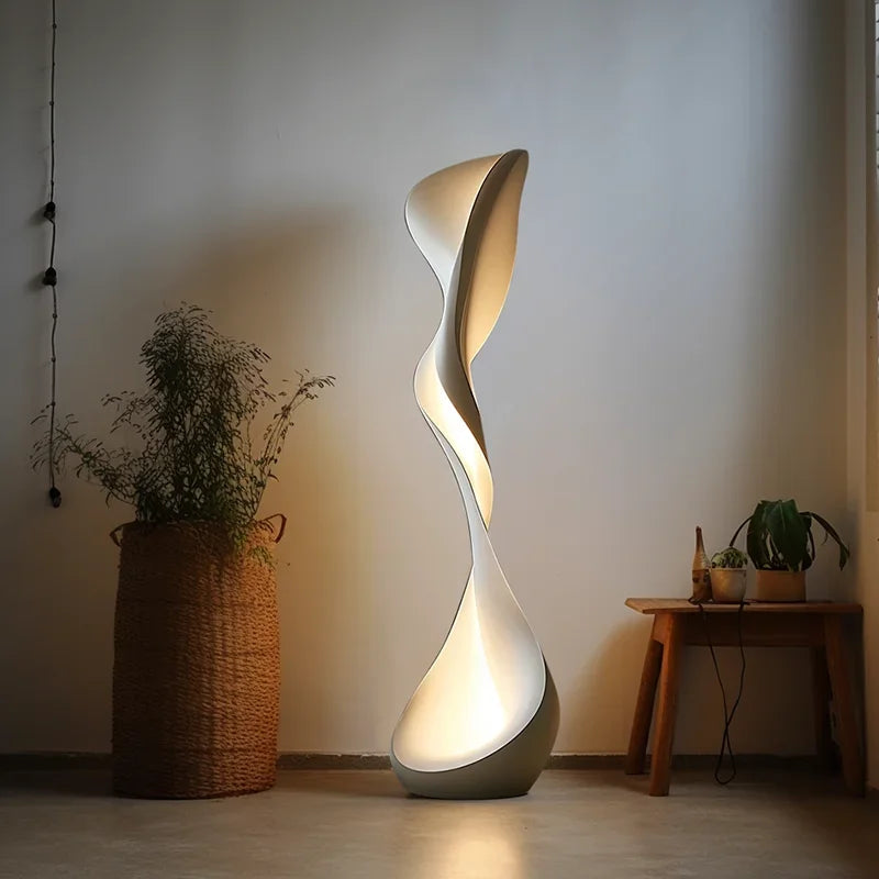 New upright sculpture floor lamp