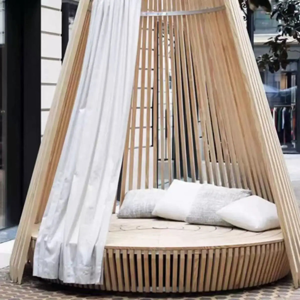 All-weather Patio Outdoor Canopy Leisure Bed