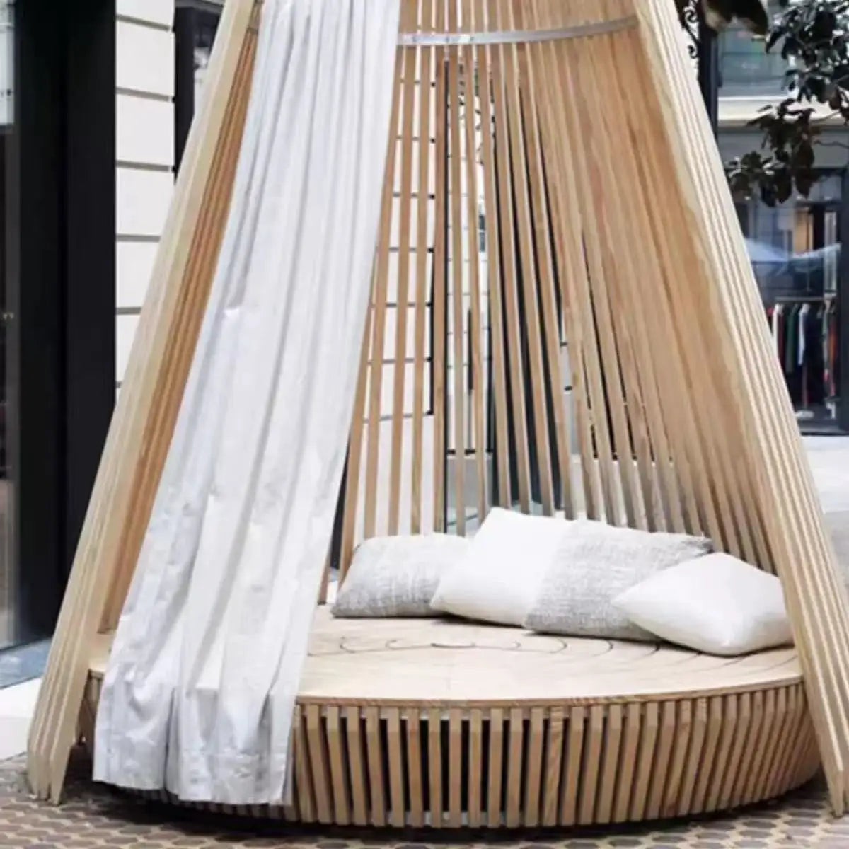 All-weather Patio Outdoor Canopy Leisure Bed