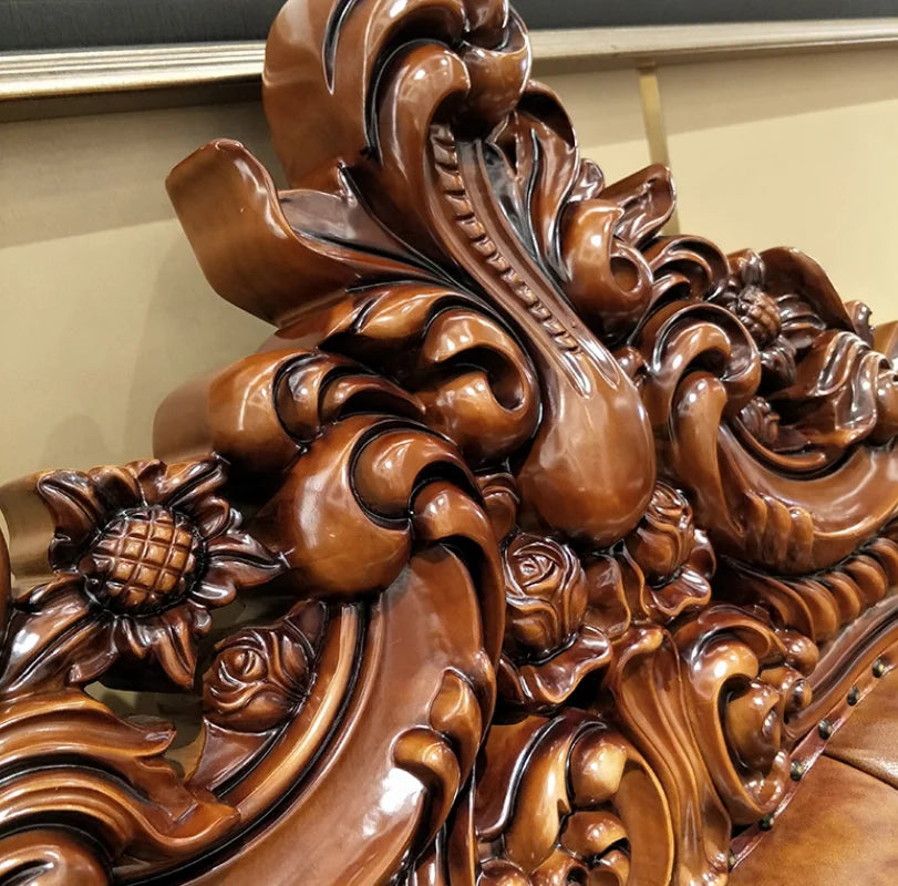 Luxury hand-carved leather European living room antique chair