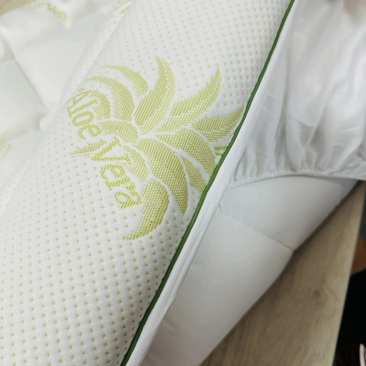 Bamboo Mattress Topper – Cooling, Extra Thick & Soft Quilted Cover for Back Pain Relief