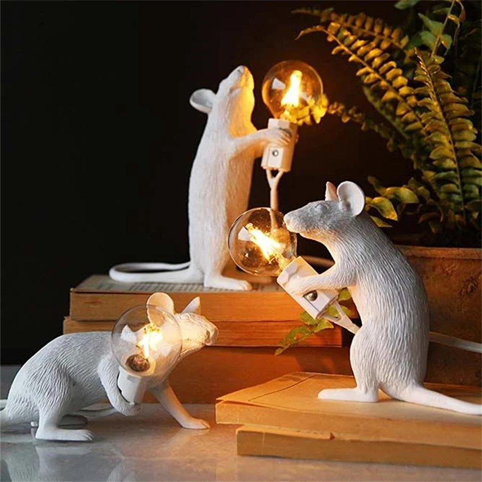 Mouse LED Table Lamp