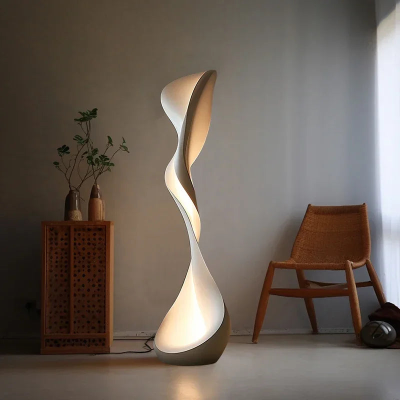 New upright sculpture floor lamp