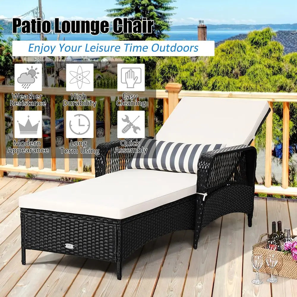 Outdoor Wicker Chaise Lounge