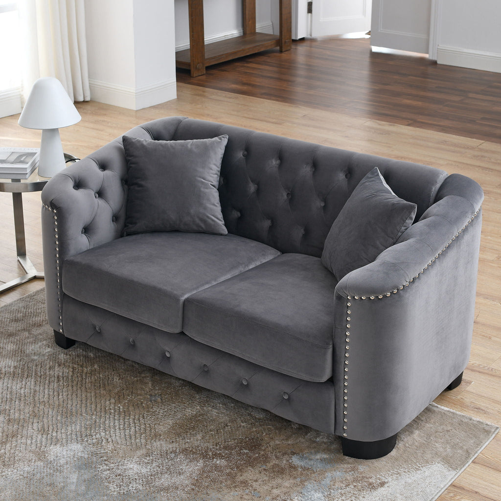 Modern Chesterfield Sofa With Tufted Backrest