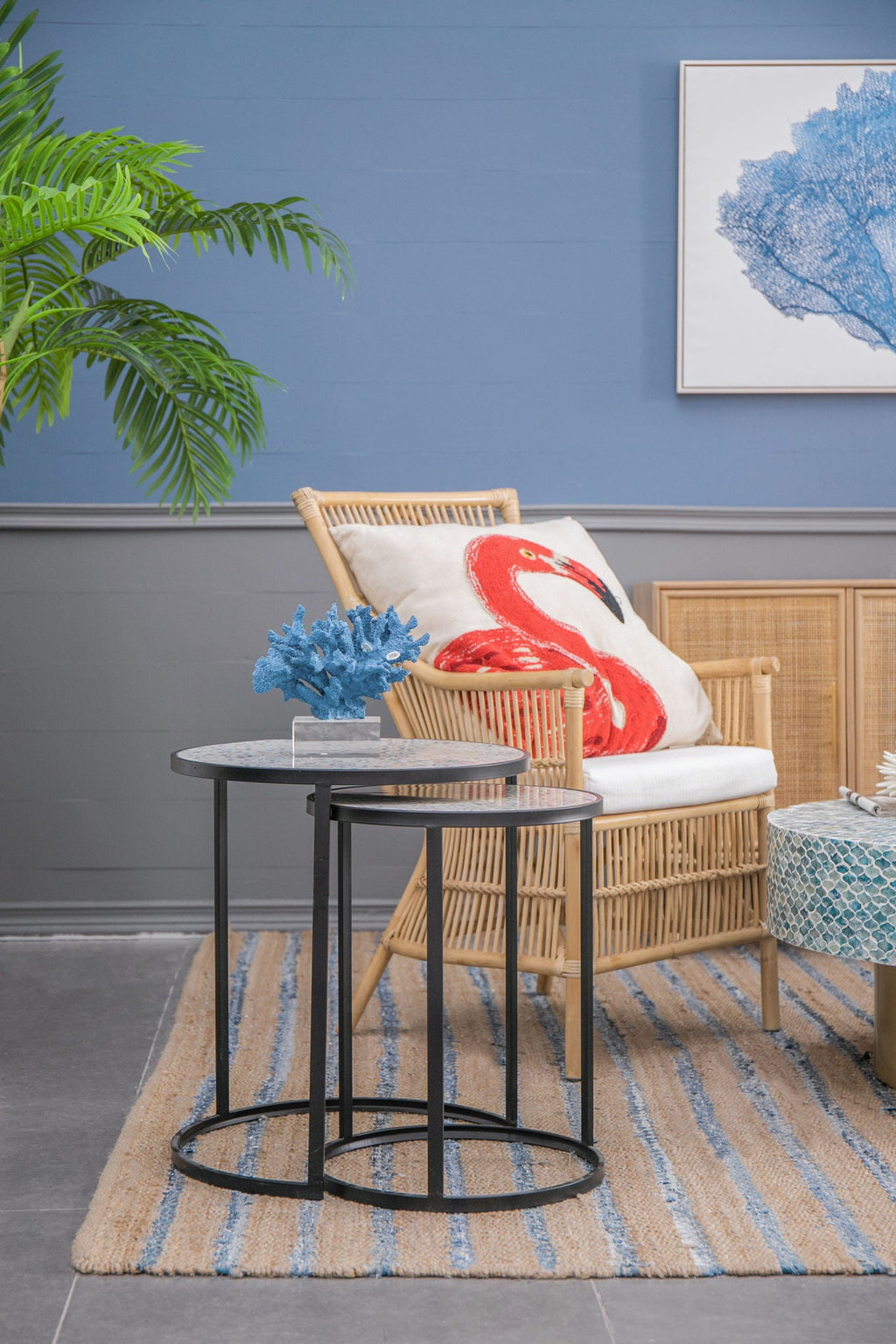 Round End Table With Sturdy Metal Frame For Small Space