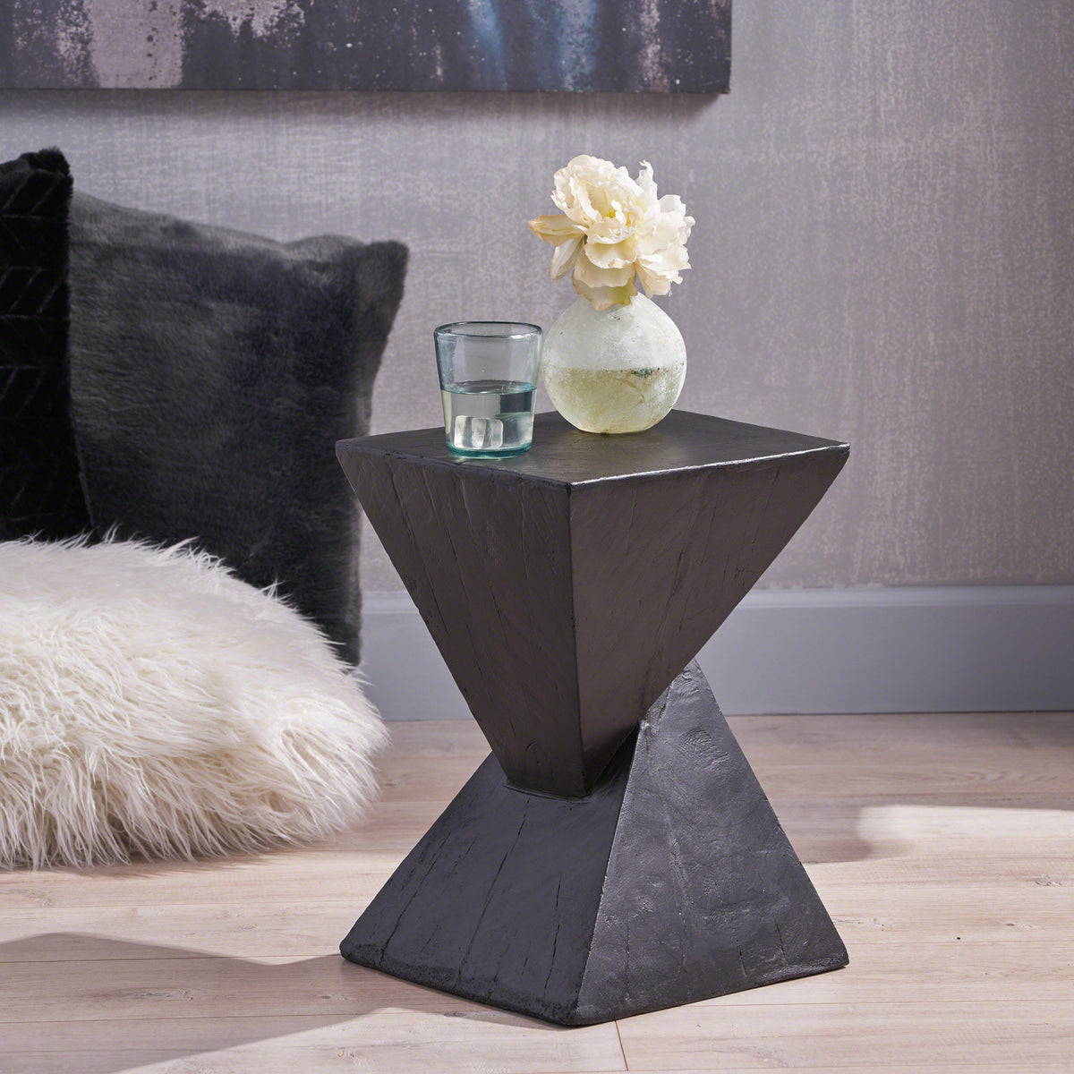 Modern Side Table – Stylish End Table Compatible with Living Room