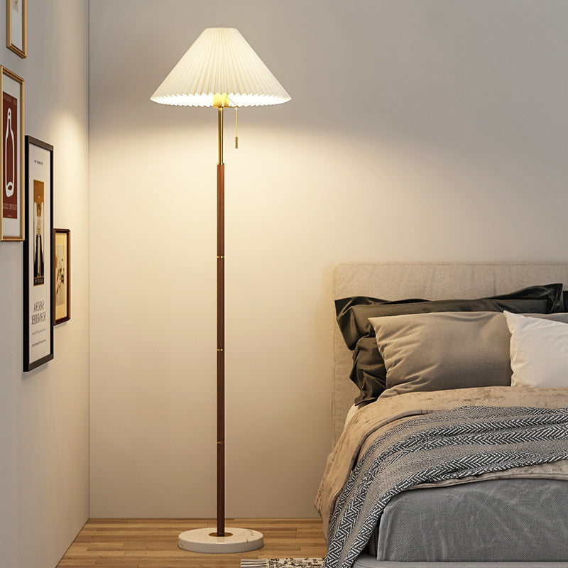Retro Light Luxury Wood Grain Simple Pleated Floor Lamp