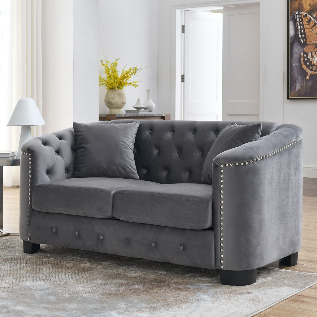 Modern Chesterfield Sofa With Tufted Backrest