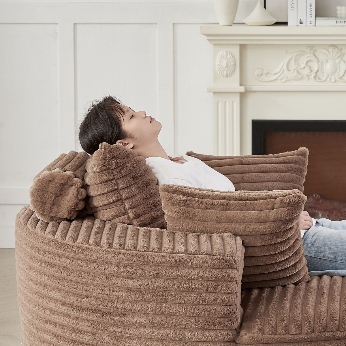 Modern Single Sofa With Backrest Pillow