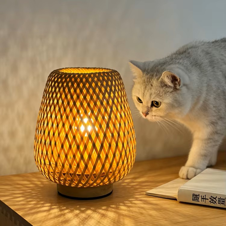 Hollow Woven Bamboo Table Lamp | Open-Weave Bamboo Bedside Light